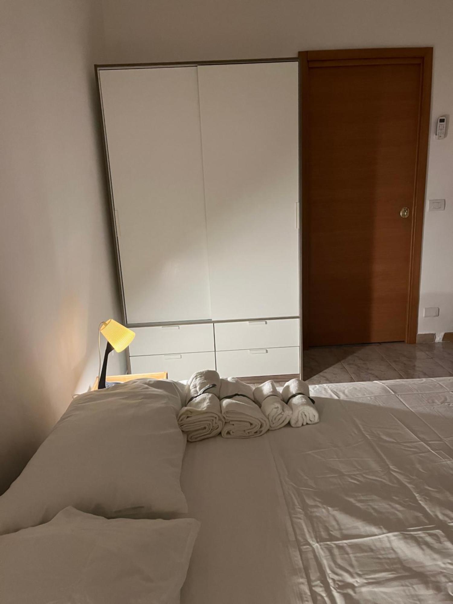 Scalo 71 Guest House Rzym Zewnętrze zdjęcie