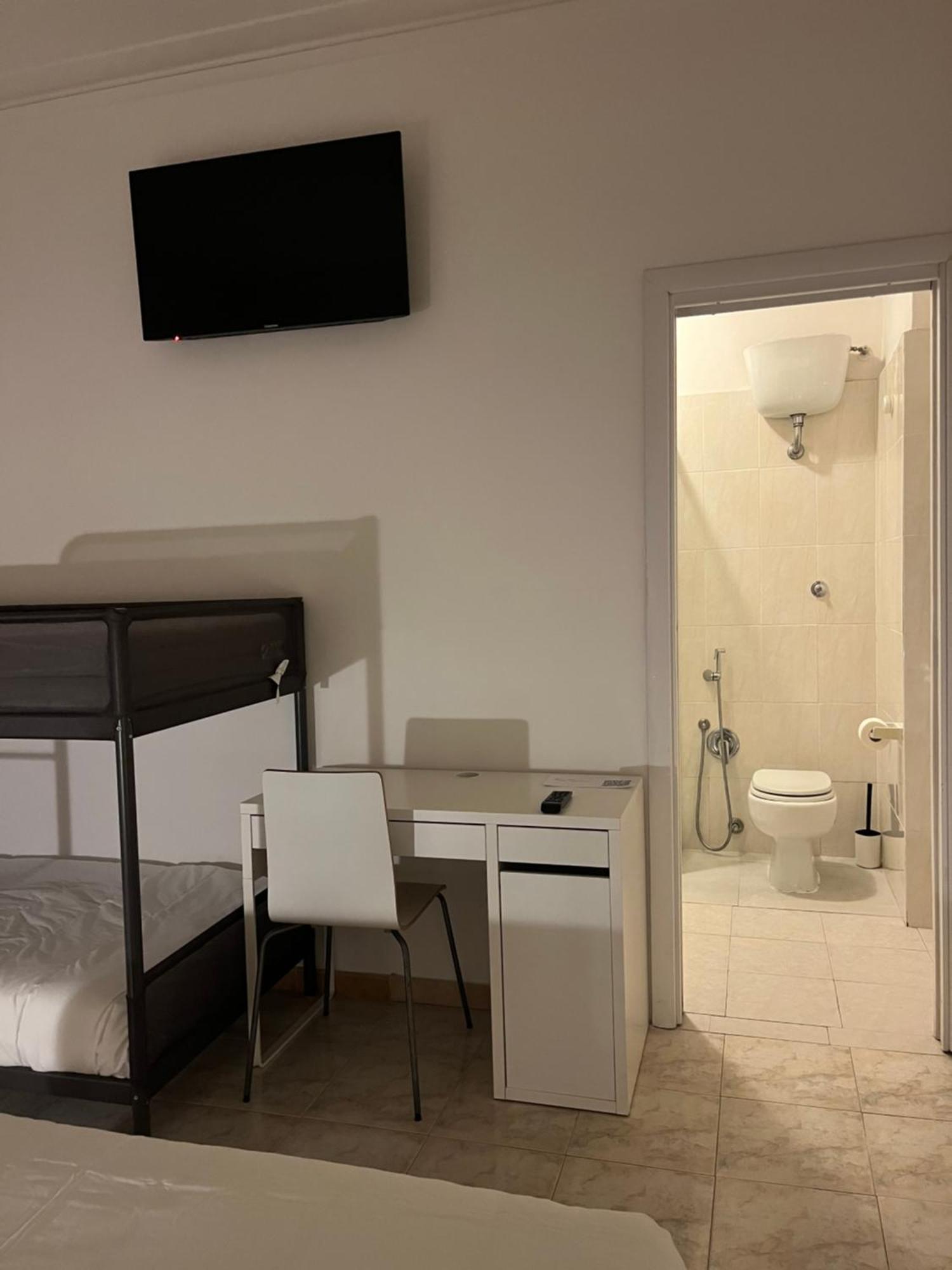 Scalo 71 Guest House Rzym Zewnętrze zdjęcie