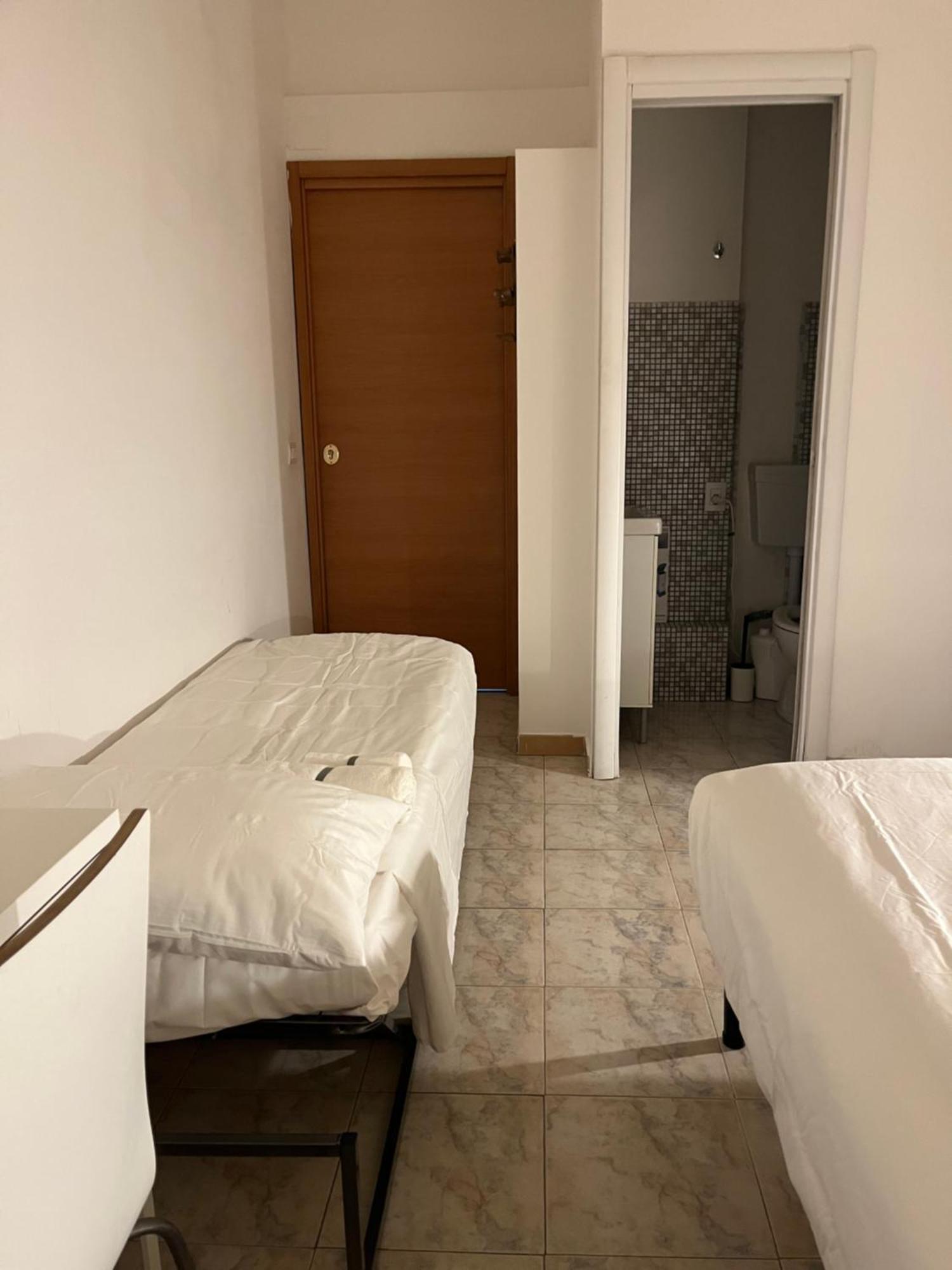 Scalo 71 Guest House Rzym Zewnętrze zdjęcie
